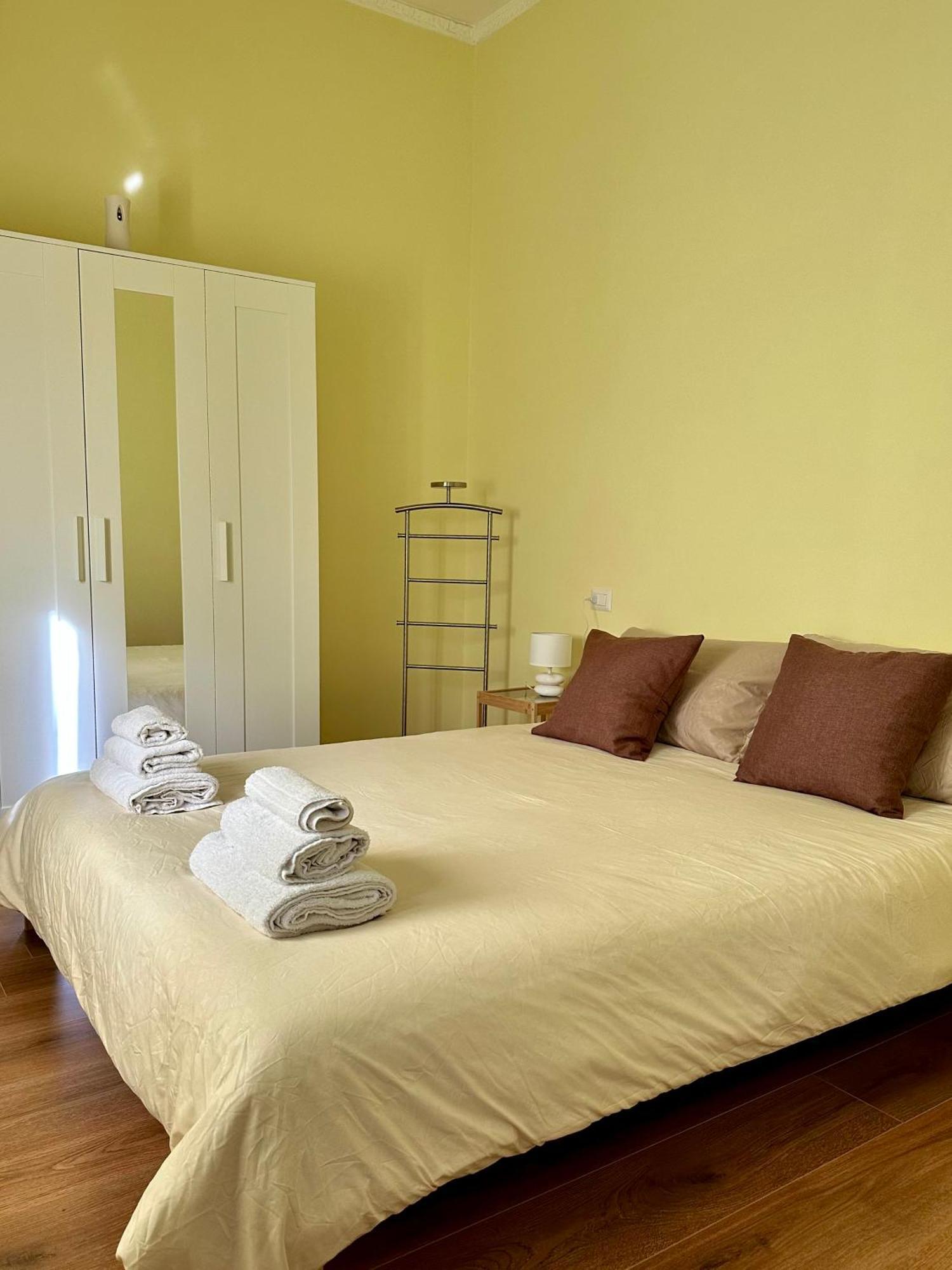 Napule House - Napoli Appartamento In Centro Eksteriør billede